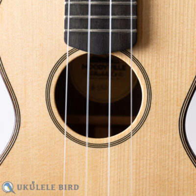 Moodyville Ukulele Soprano Spruce Walnut